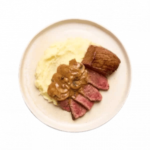 Pavé de bœuf, purée & champignons sauce au poivre